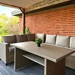 וילה Family House *
