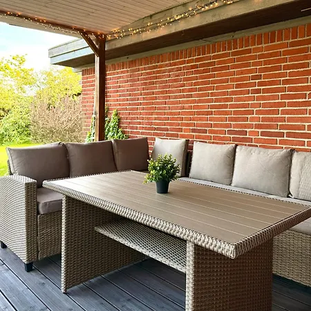 Villa Family House *