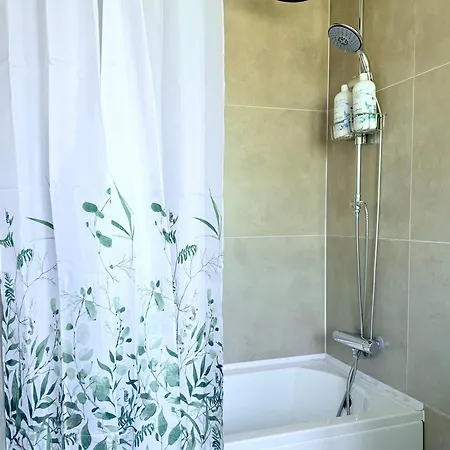 ヴィラ Family House *